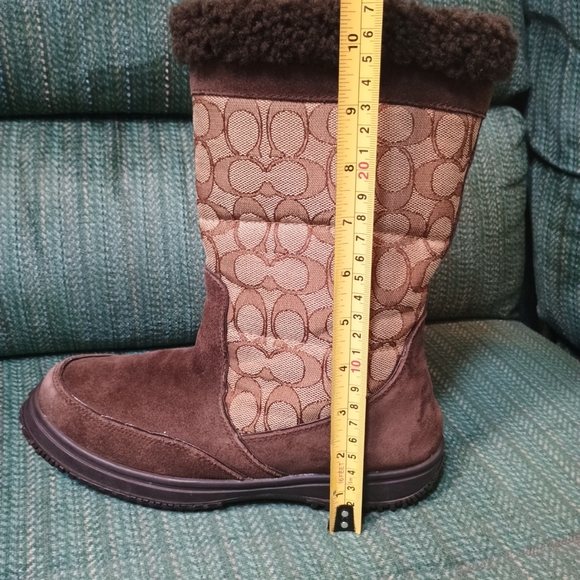 COACH Sherman Signature C Brown Suede  Boots Sz 6B & NWT Merona Wallet - Picture 11 of 11